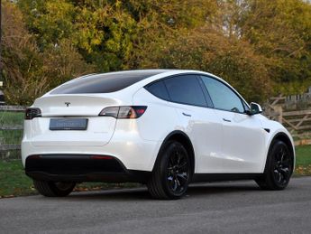 Tesla Model Y ModeL Y Long Range AWD
