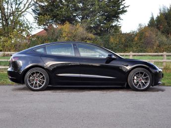 Tesla Model 3 Model 3 Standard Range +
