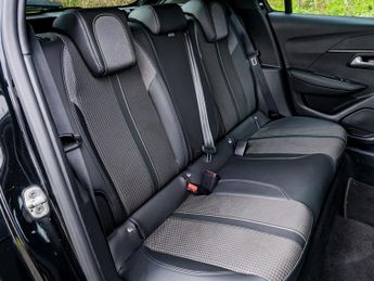 Peugeot 208 208 GT Ev