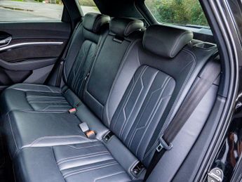 Audi E-tron e-tron S Line 50 Quattro