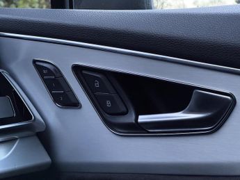 Audi Q7 SQ7 TDI MHEV Quattro Auto
