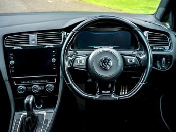 Volkswagen Golf Golf R TSi 4Motion Semi-Auto