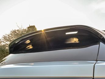 Land Rover Range Rover Velar Range Rover Velar R-Dynamic S D180 Auto