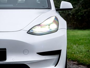 Tesla Model 3 Model 3 Standard Range +