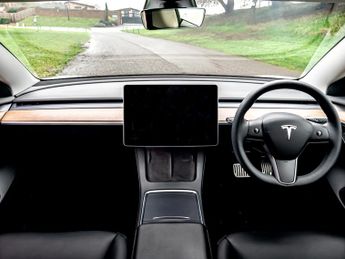 Tesla Model 3 Model 3 Standard Range +