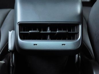 Tesla Model 3 Model 3 Standard Range +