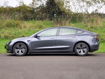 Tesla Model 3 Model 3 Standard Range +