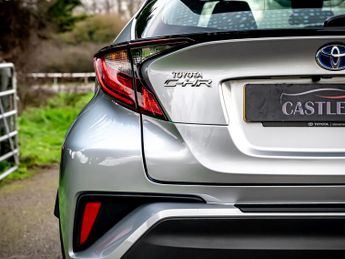 Toyota C-hr C-HR Icon HEV CVT