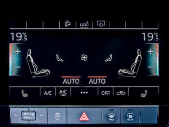 Audi E-tron e-tron Technik 50 Quattro