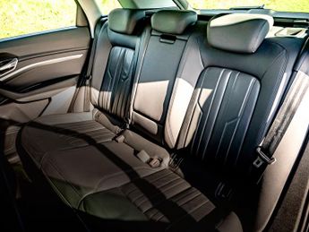 Audi E-tron e-tron Technik 50 Quattro