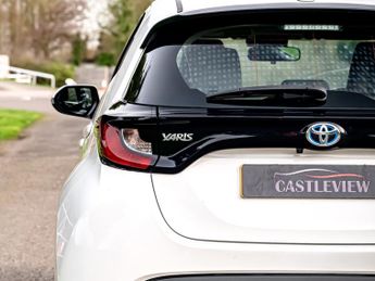 Toyota Yaris Yaris Icon HEV CVT