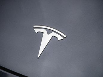 Tesla Model Y Model Y Long Range AWD