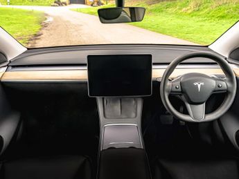 Tesla Model Y Model Y Long Range AWD