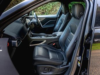 Jaguar F-pace F-Pace V6 S AWD D Auto