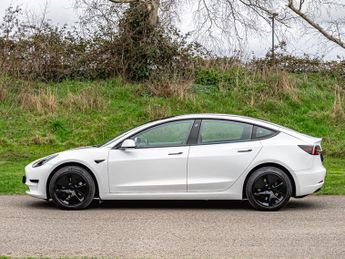 Tesla Model 3 Model 3 Standard Range +