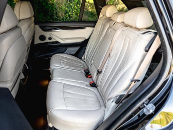 BMW X5 X5 M50D Auto