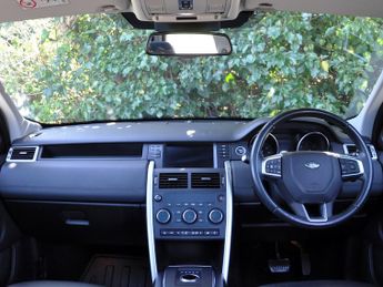 Land Rover Discovery Sport Discovery Sport Black HSE TD4 Auto