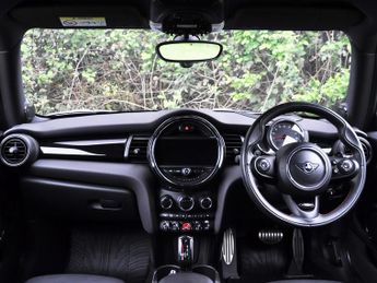 Mini Hatch John Cooper Works Auto