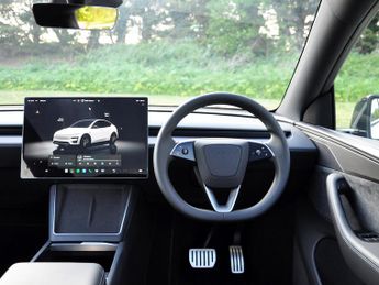 Tesla Model Y ModeL Y Performance AWD