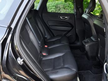 Volvo Xc60 XC60 Momentum D4 AWD Auto