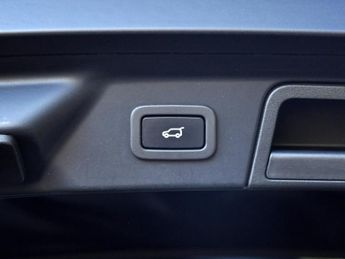 Land Rover Range Rover Velar Range Rover Velar R-Dynamic HSE D300 Auto
