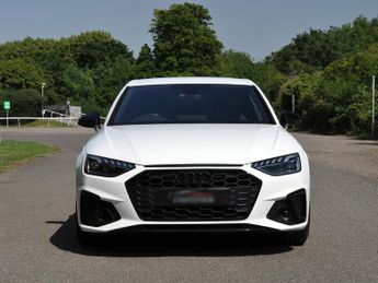 Audi A4 A4 Black Edition 35 TFSI MHEV Semi-Auto