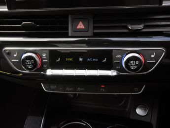 Audi A4 A4 Black Edition 35 TFSI MHEV Semi-Auto