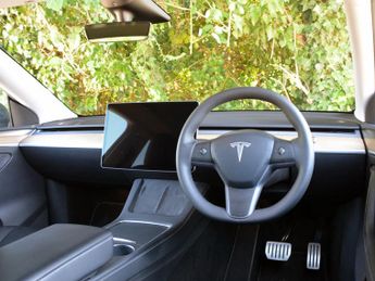 Tesla Model Y ModeL Y Performance AWD