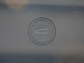 Tesla Model Y ModeL Y Performance AWD
