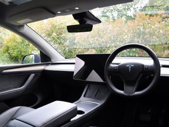 Tesla Model Y ModeL Y Long Range AWD