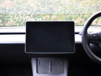 Tesla Model Y ModeL Y Long Range AWD