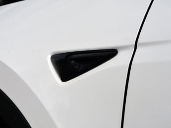 Tesla Model Y Model Y RWD