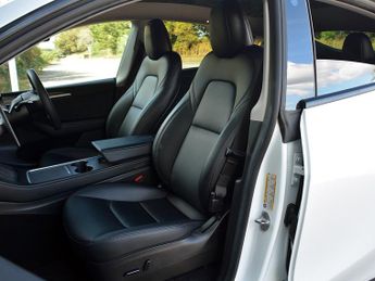 Tesla Model Y Model Y RWD