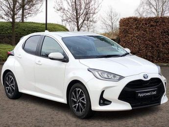 Toyota Yaris 1.5 Hybrid Design 5dr CVT (Nav)