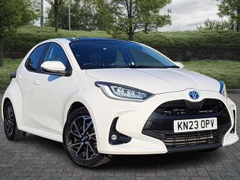 Toyota Yaris 1.5 Hybrid Design 5dr CVT (Panoramic Roof)