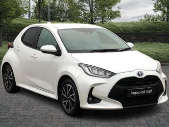 Toyota Yaris 1.5 Hybrid Design 5dr CVT