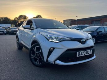 Toyota C-HR 2.0 Hybrid Design 5dr CVT