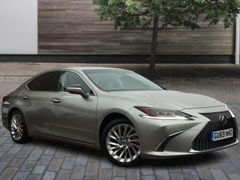 Lexus ES 300h 2.5 Takumi 4dr CVT