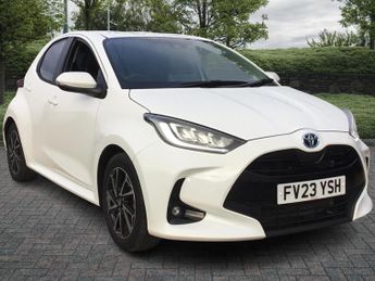 Toyota Yaris 1.5 Hybrid Design 5dr CVT