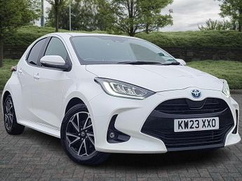 Toyota Yaris 1.5 Hybrid Design 5dr CVT