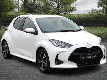 Toyota Yaris 1.5 Hybrid Design 5dr CVT