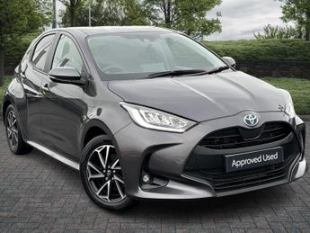 Toyota Yaris 1.5 Hybrid Design 5dr CVT