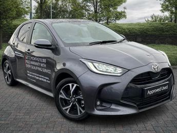 Toyota Yaris 1.5 Hybrid Design 5dr CVT