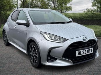 Toyota Yaris 1.5 Hybrid Design 5dr CVT