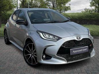 Toyota Yaris 1.5 Hybrid GR Sport 5dr CVT