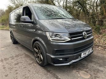 Volkswagen Transporter 2.0 TDI BMT 204 Highline Kombi Van DSG