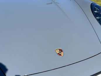 Porsche 911 [992] Carrera 4 Coupe GTS t-Hybrid 2dr PDK