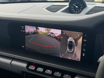 Porsche 911 [992] Carrera 4 Cabri GTS t-Hybrid 2dr PDK