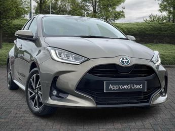 Toyota Yaris 1.5 Hybrid Design 5dr CVT