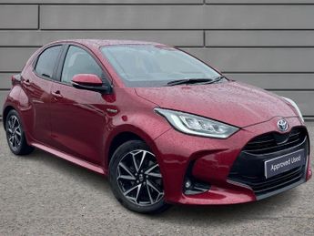 Toyota Yaris 1.5 Hybrid Design 5dr CVT